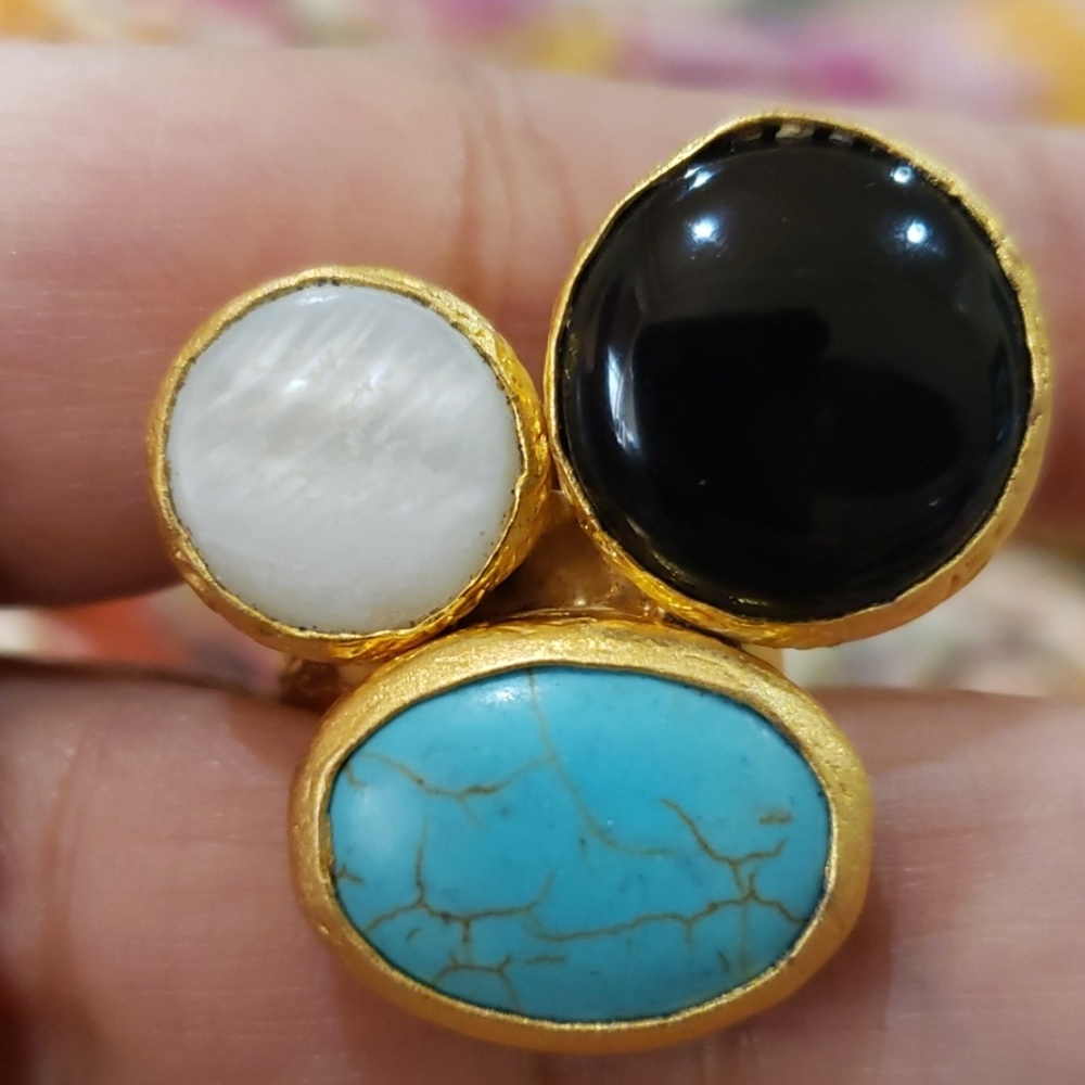 Adjustable Gemstone Ring - image 1